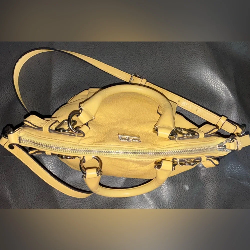 Coach Pastel Yellow Leather Crossbody - Picture 9 of 14